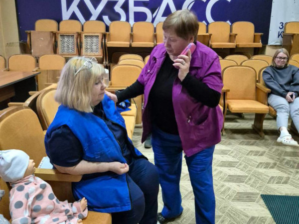 В центре «Спасая жизнь» завершился очередной курс обучения 